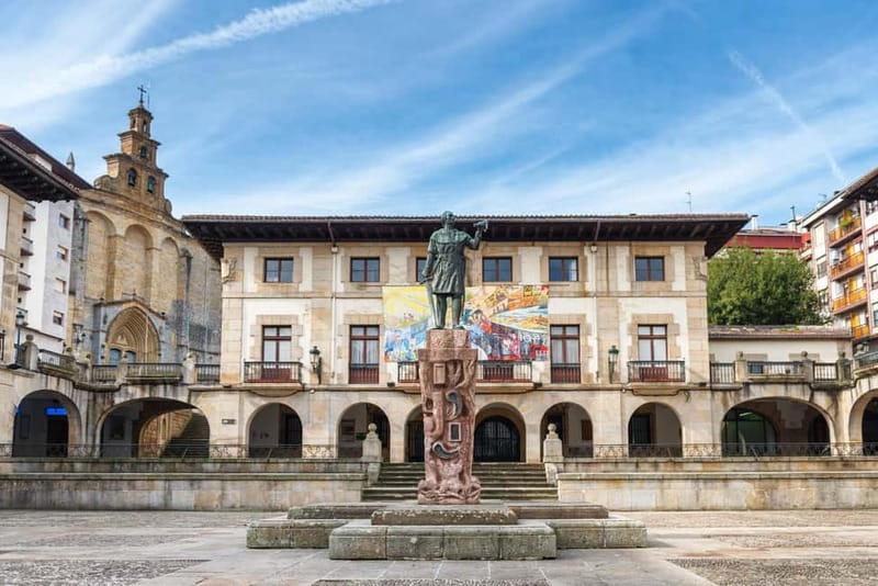 Bilbao: Gaztelugatxe, Bermeo, Mundaka, Gernika, & Wine Tour - Who should book this day trip?