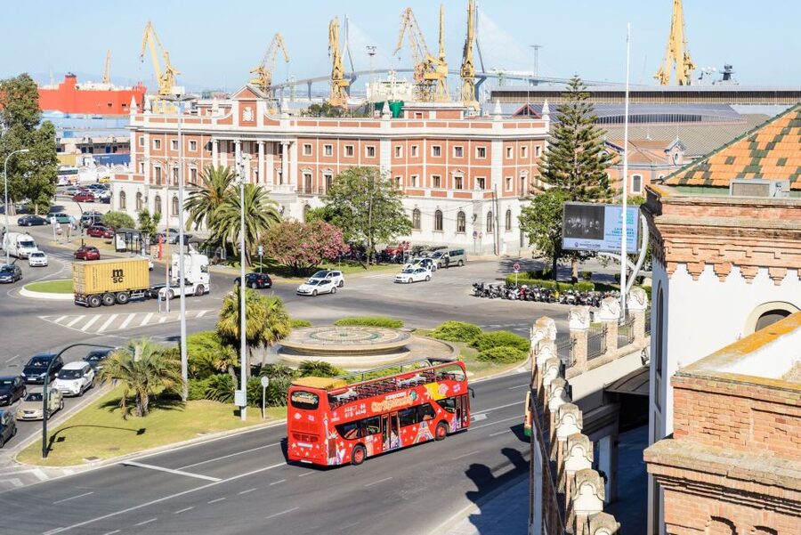 Cadiz: City Sightseeing Hop-On Hop-Off Bus Tour - La Caleta and the Parador area