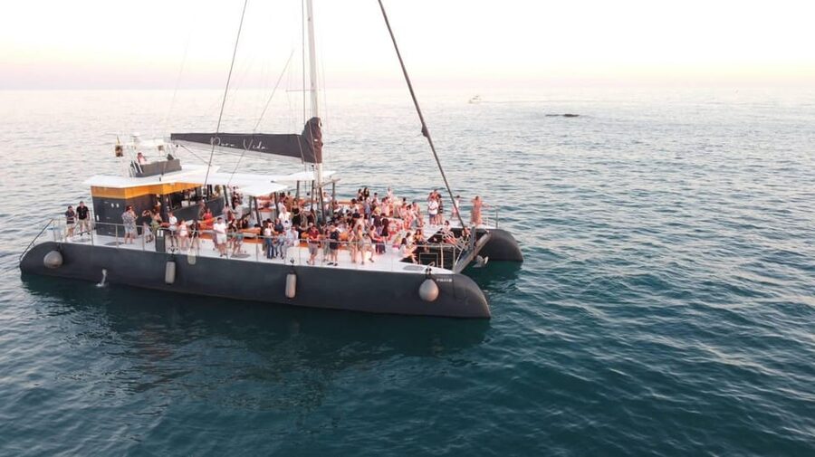 Cádiz: Sunset Catamaran Cruise Tours - Cádiz at sunset looks best from the water