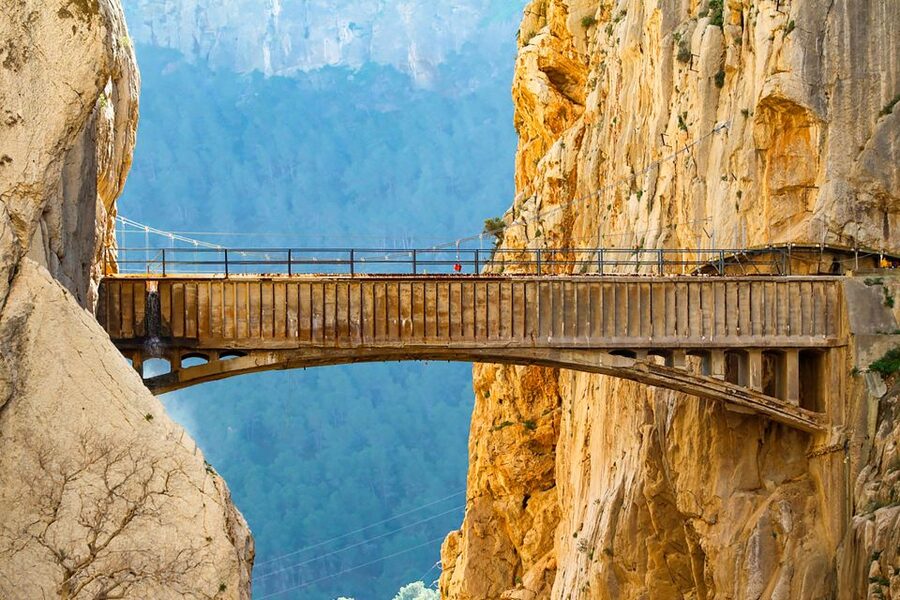 Caminito del Rey: Entry Ticket - The control booth and safety briefing