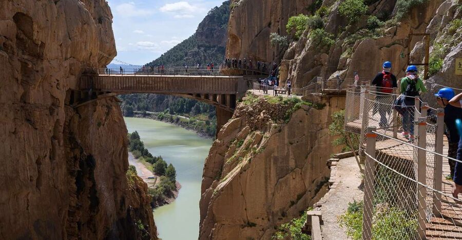 Caminito del Rey: Guided Tour with 1 Drink and Shuttle Bus - Key points to know before you go