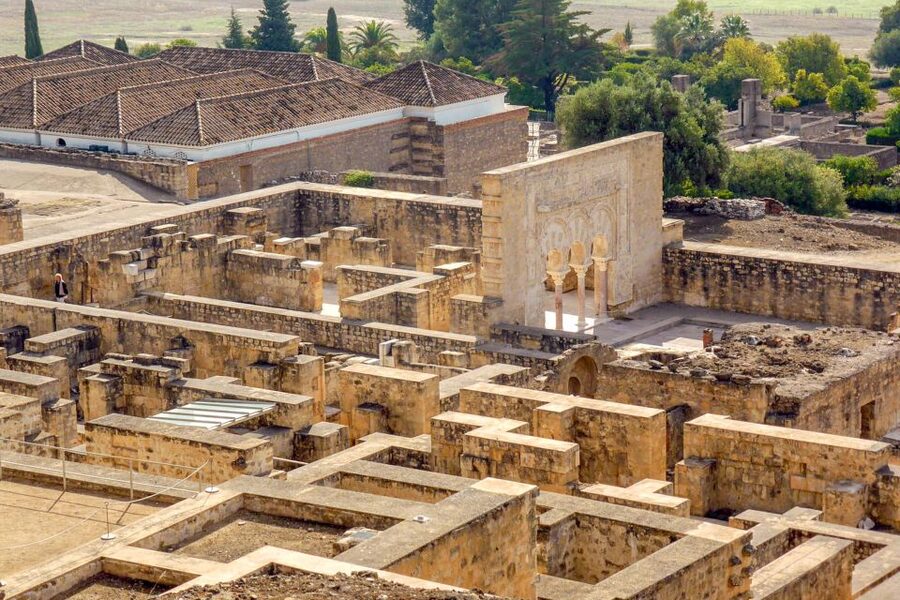 Córdoba: Guided Tour of Azahara Medina - Heat, walking, and what to bring