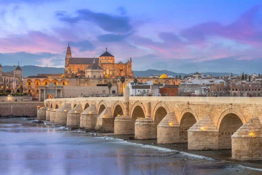 Cordoba: Mosque-Cathedral E-Ticket with Audio Guide - What the audio guide does well