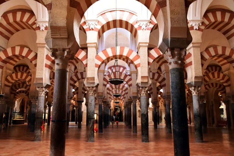 Cordoba Mosque-Cathedral: Skip-the-Line Guided Tour - Should you book the Cordoba Mosque-Cathedral tour?