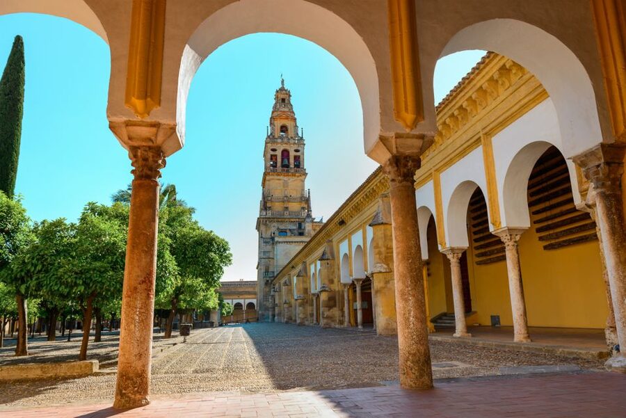 Cordoba Mosque-Cathedral: Skip-the-Line Guided Tour - Why the Mosque-Cathedral needs a guide