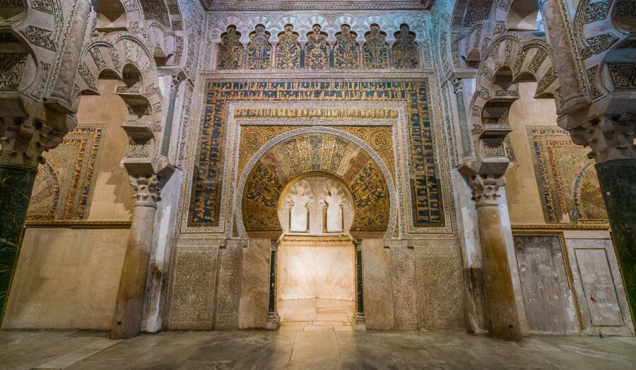 Cordoba Mosque-Cathedral: Skip-the-Line Guided Tour - Is skip-the-line access worth it?