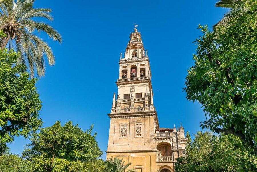Córdoba: Skip-the-Ticket-Line Mosque-Cathedral Guided Tour - Starting in the Patio de los Naranjos