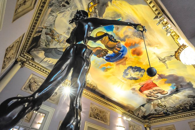 Dali Museum, House & Cadaques Small Group Tour from Barcelona - Why this day trip makes sense from Barcelona