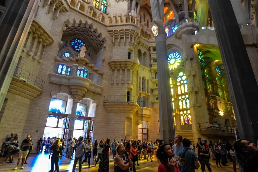 Fast Track: Sagrada Familia & Barcelona Full-Day Tour - Key points to know before booking