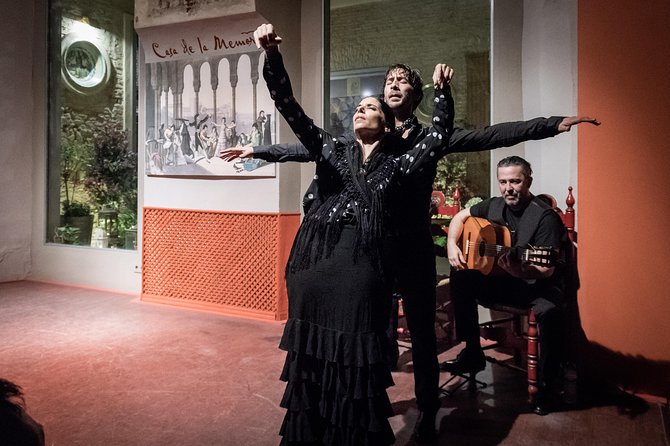 Flamenco Show at Casa de la Memoria Admission Ticket - Why this Seville flamenco show feels different