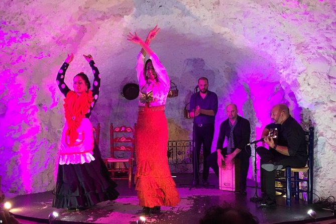 Flamenco Show in a Cave Restaurant in Granada - Getting to the Albaycín venue
