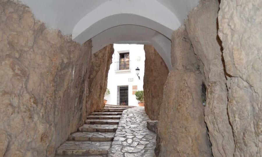 From Alicante: Guadalest, Altea & ticket in Algar Waterfalls - Algar Waterfalls: a natural finish with cold-water swimming