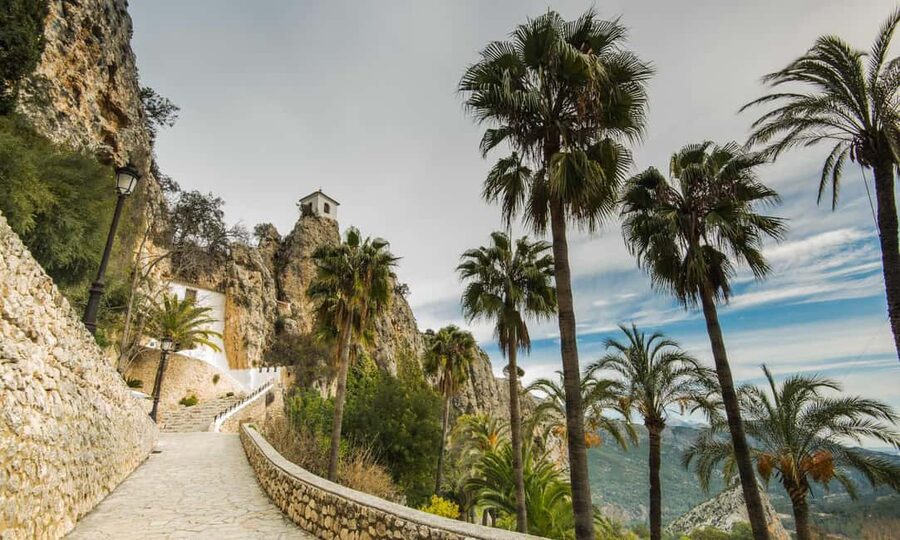 From Alicante: Guadalest, Altea & ticket in Algar Waterfalls - Starting in Alicante, with a short Benidorm pause