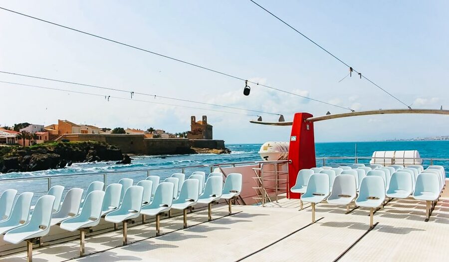 From Alicante: Roundtrip to Tabarca Island - The one-hour crossing from Alicante