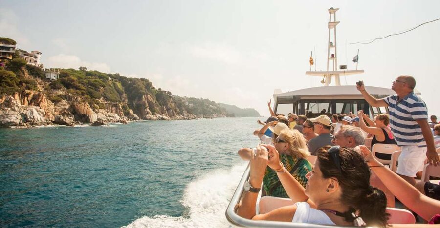 From Barcelona: Costa Brava Day Tour with Boat Trip - Why this day trip works well from Barcelona