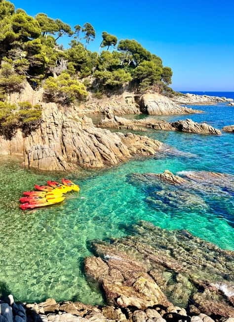 From Barcelona: Costa Brava Kayak & Snorkel Tour with Picnic - Four hours among coves, caves, and fish