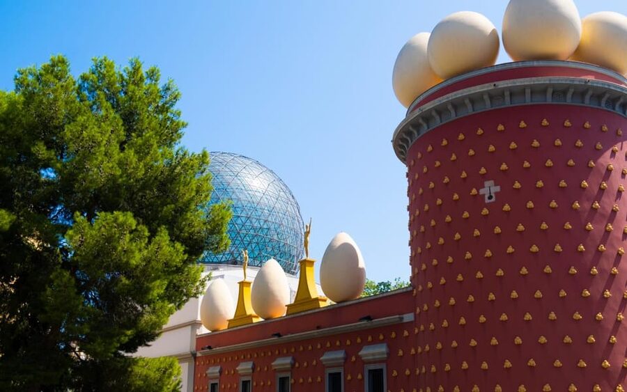 From Barcelona: Girona, Figueres, Dalí Museum, and Cadaqués - Girona: stone lanes and a short first look