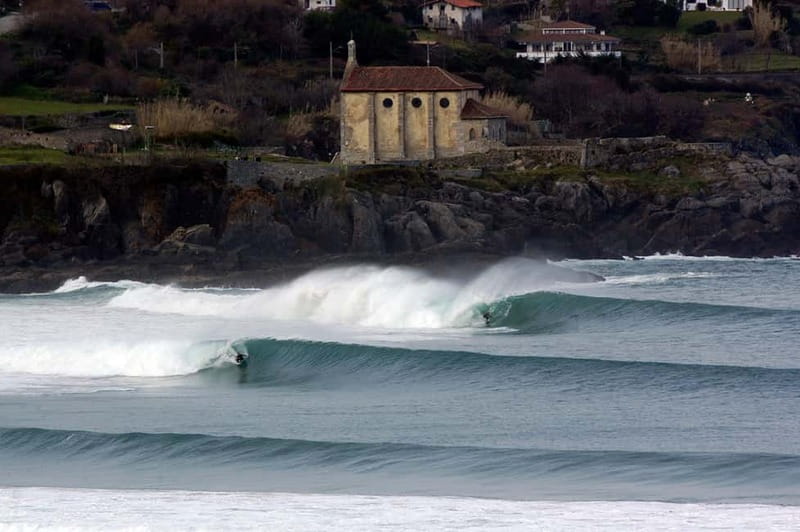 From Bilbao: Gaztelugatxe, Gernika, and Mundaka Group Tour - Practical advice before you go