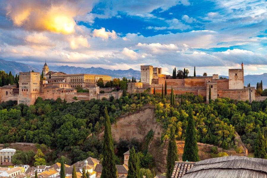 From Costa del Sol: Granada, Alhambra + Nasrid Palaces Tour - Key points to know before booking