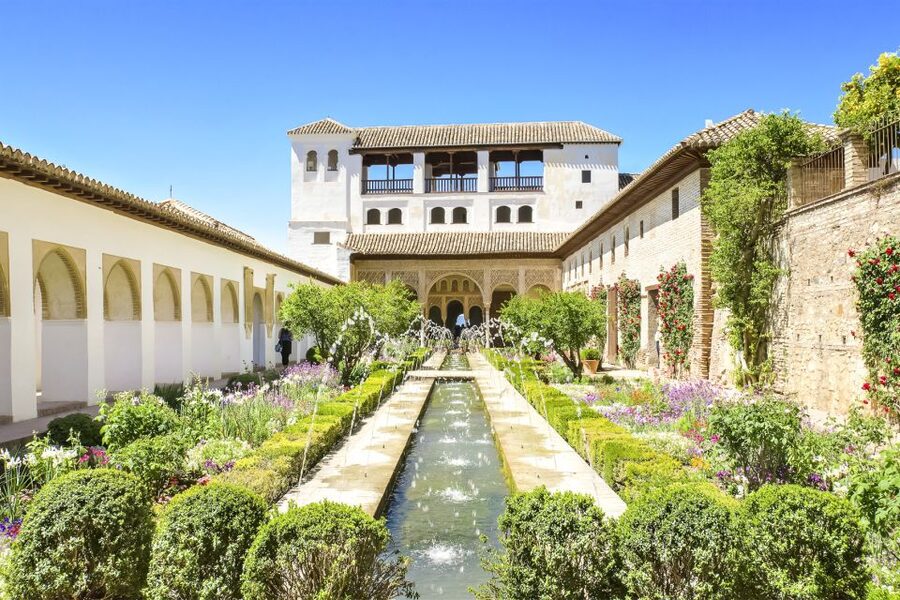 From Costa del Sol: Granada, Alhambra + Nasrid Palaces Tour - Should you book it?