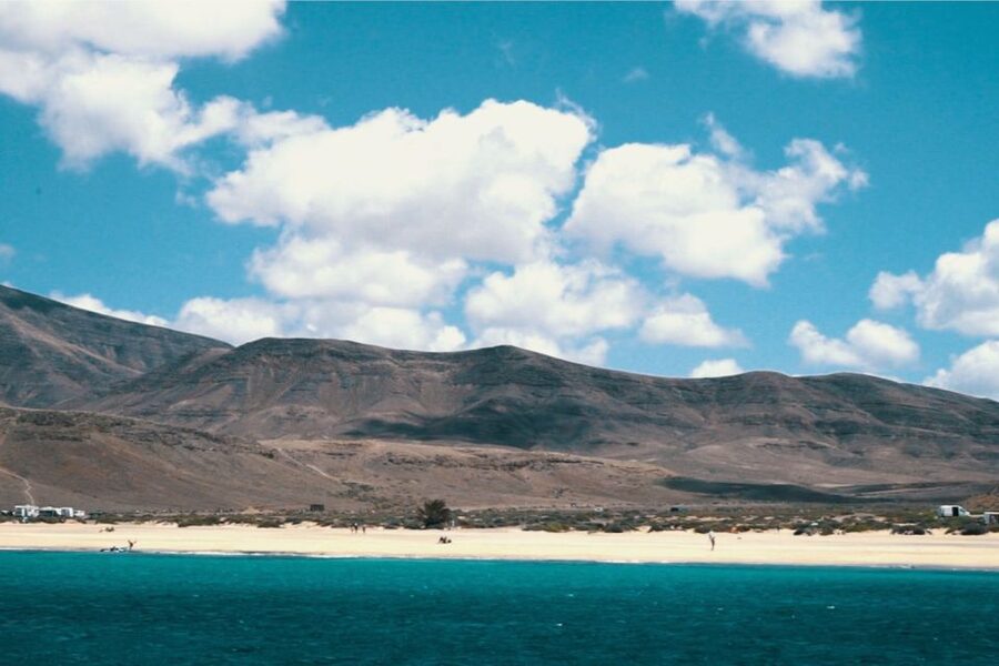 From Fuerteventura: Lanzarote Volcano and Wine Region Tour - From Corralejo to Playa Blanca by ferry