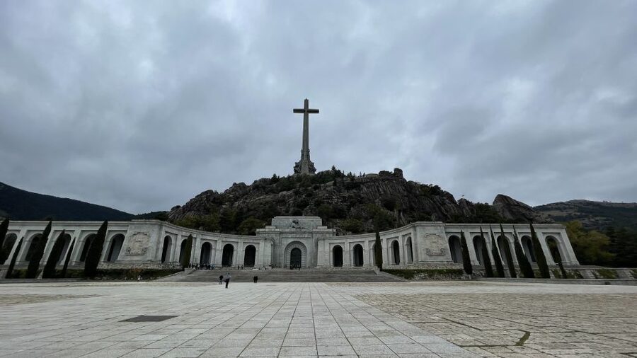 From Madrid: Escorial Monastery and the Valley of the Fallen - Key points at a glance