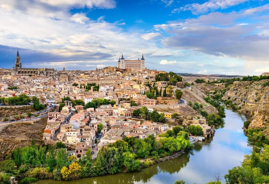 From Madrid: Guided Day Trip to Toledo by Bus - Meeting at Neptune Fountain in Madrid