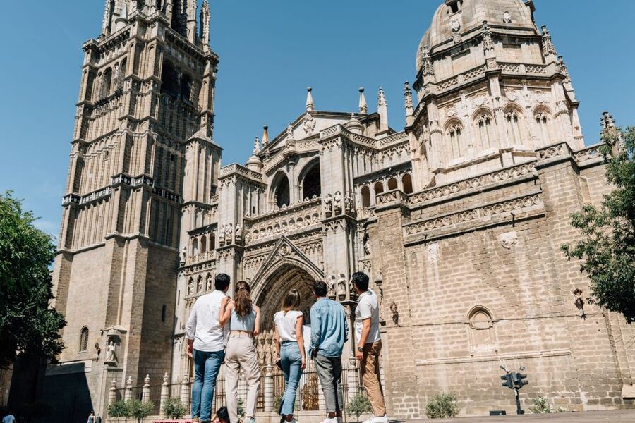 From Madrid: Segovia, Ávila, and Toledo Guided Tour - Who should book this day trip?