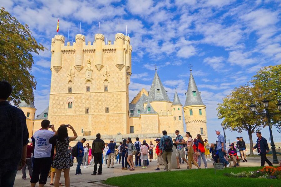 From Madrid: Segovia & Avila Day Trip with Optional Tickets - Ávila’s walls tell the city’s story