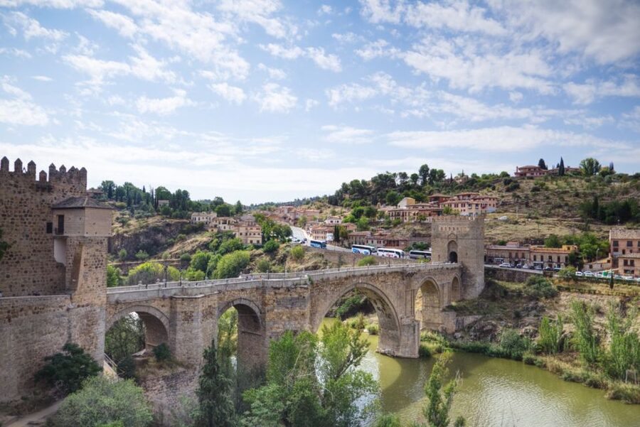 From Madrid: Toledo Guided Day Trip - Making good use of free time