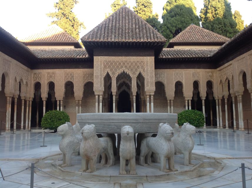 From Malaga: Granada Full-Day Trip with Alhambra - Granada city center gives you a useful first look
