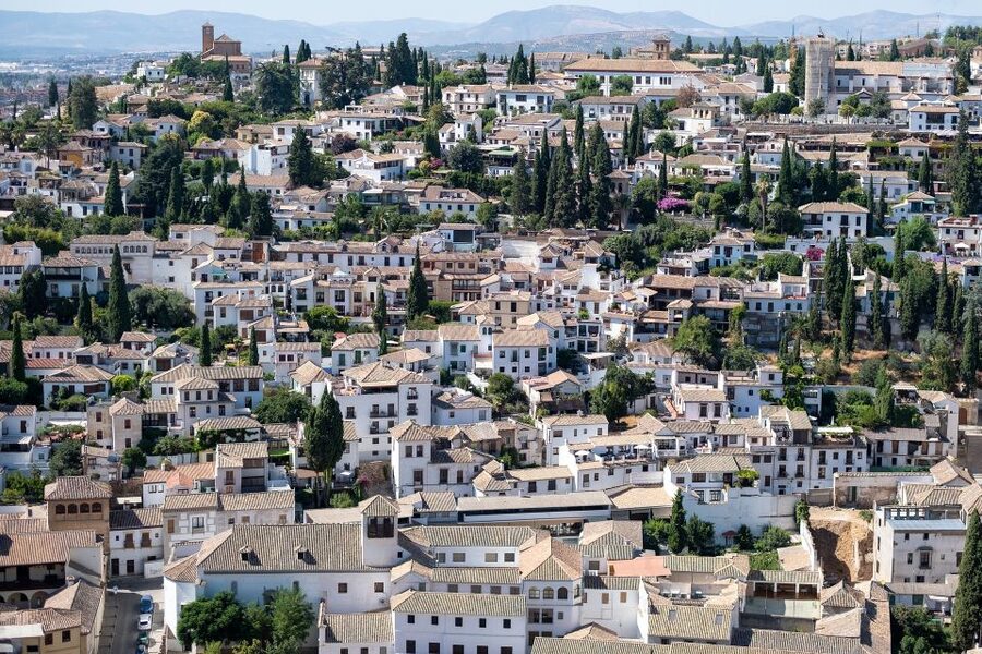 From Malaga: Granada Full-Day Trip with Alhambra - Inside the Alhambra: four different experiences