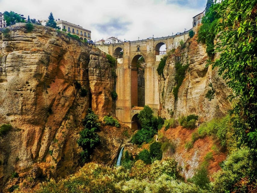 From Malaga: Ronda and Setenil de las Bodegas Day Trip - Why these two towns make a good pair