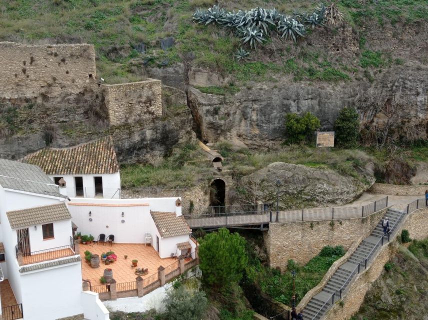 From Málaga: Ronda+Setenil de las Bodegas with Little Train - Setenil de las Bodegas and its rock roofs