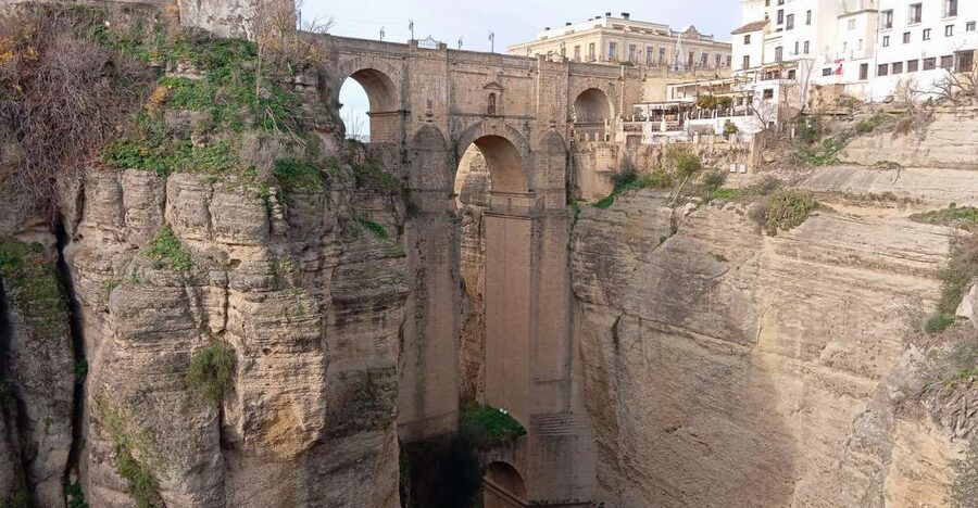 From Málaga: Ronda+Setenil de las Bodegas with Little Train - The road from Málaga to Setenil