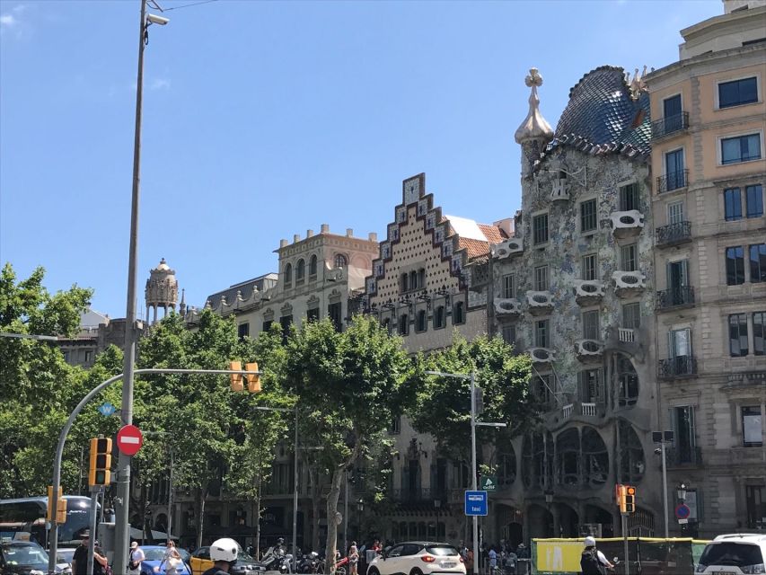 From Salou: Full Day Barcelona Panoramic Tour with Free Time - Key points to know before booking