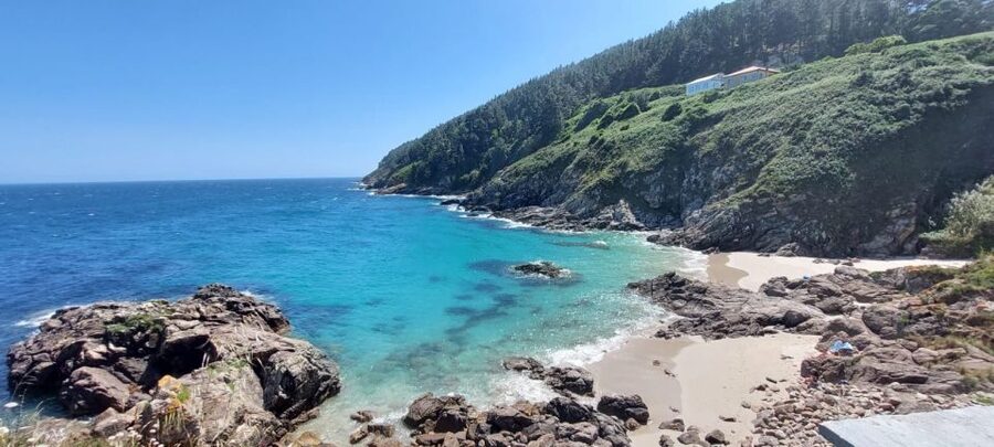 From Santiago: Finisterre, Muxia & Costa da Morte Excursion - Fisterra: lunch and a little breathing room