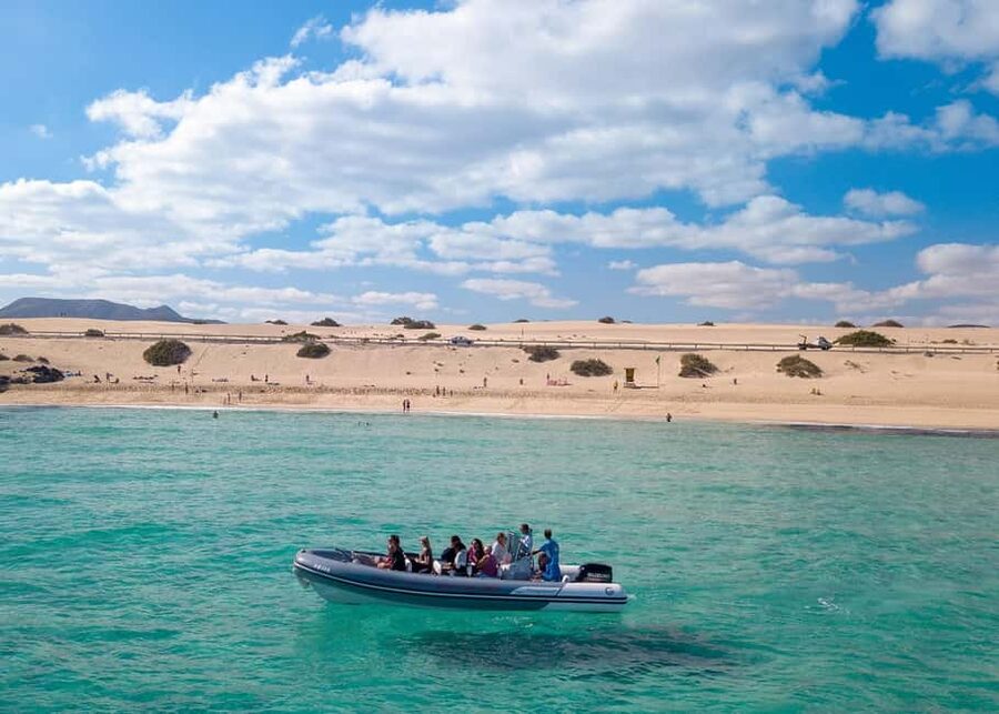 Fuerteventura: Lobos Island Round-Trip Speedboat Ticket - Choosing your time on Lobos Island
