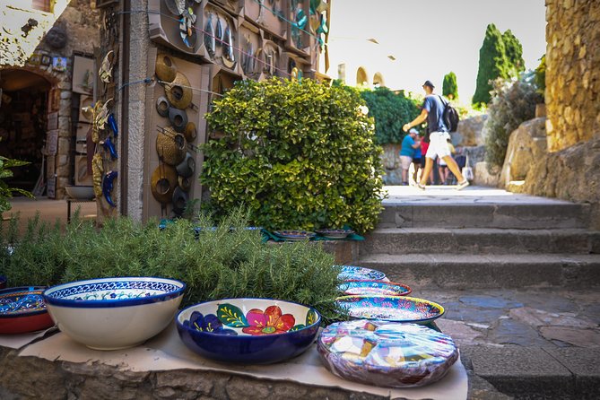 Girona & Costa Brava Small Group Tour From Barcelona with Paella! - Should you book this Girona and Costa Brava tour?