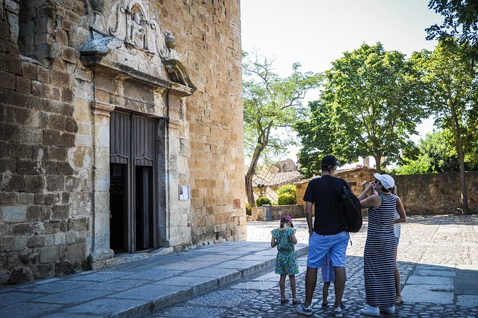 Girona & Costa Brava Small Group Tour From Barcelona with Paella! - FAQ