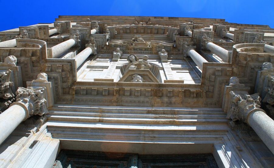 Girona: Small Group Walking Tour - Key points at a glance
