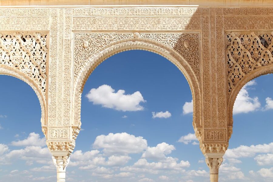 Granada: 3-Hour Alhambra and Generalife Gardens Guided Tour - Who should book this Alhambra tour?