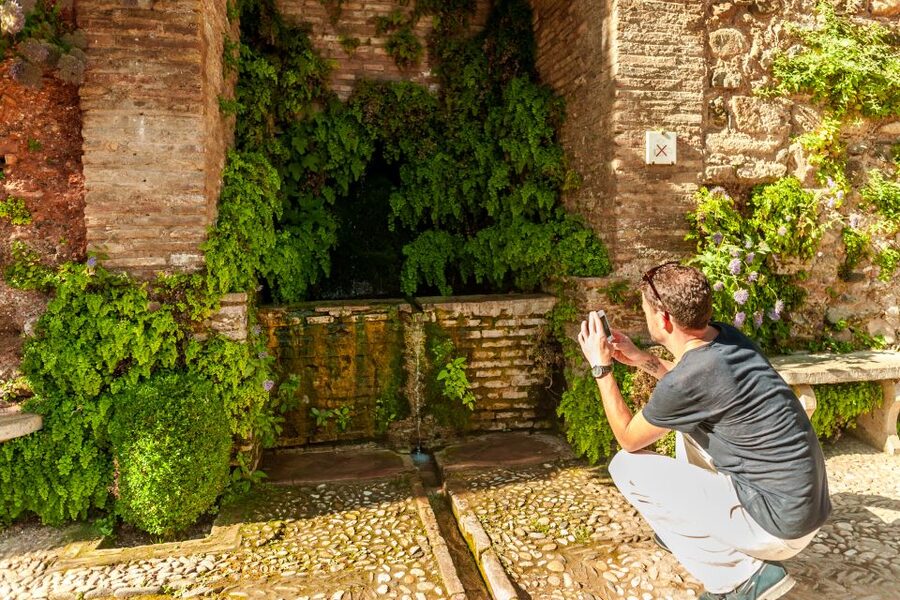 Granada: Alhambra and Generalife Garden Ticket & Guided Tour - Palace of Carlos V, about 15 minutes