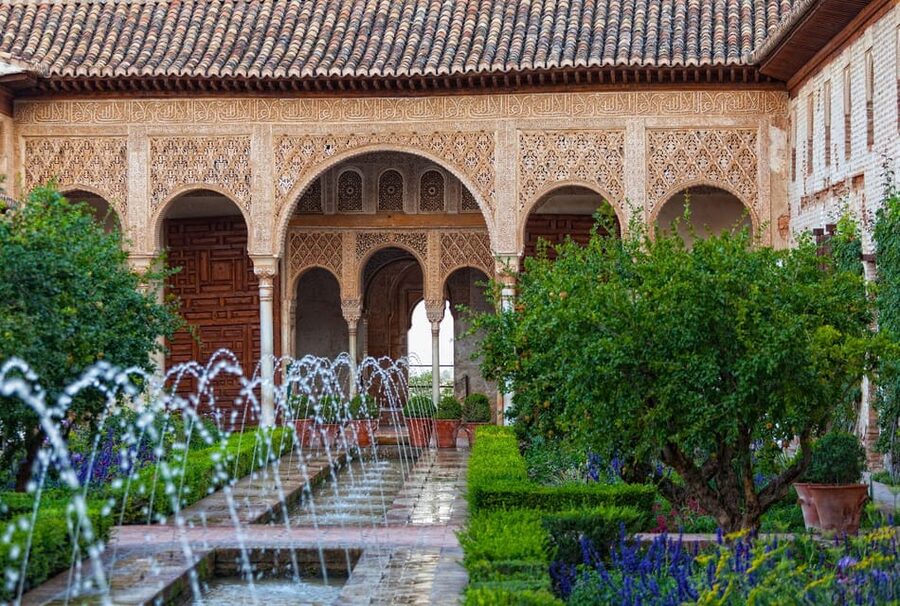 Granada: Alhambra and Generalife Garden Ticket & Guided Tour - Is $81 good value?