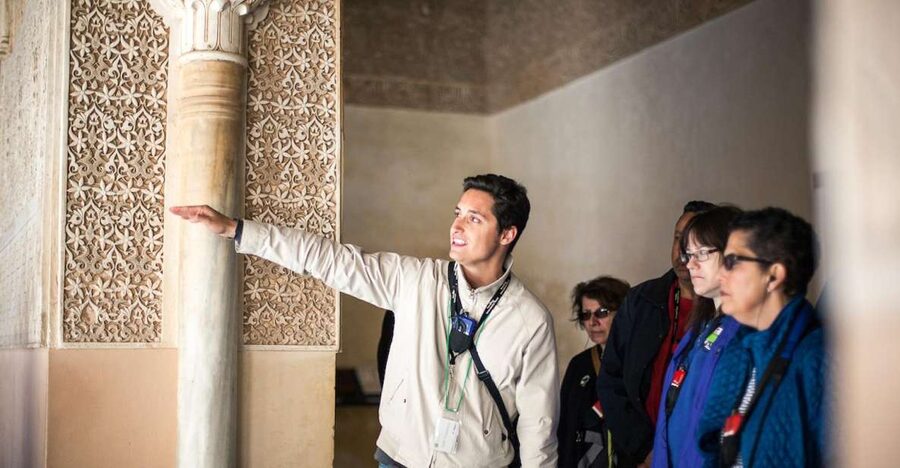 Granada: Alhambra and Nasrid Palaces Small Guided Tour - Booking details worth handling early