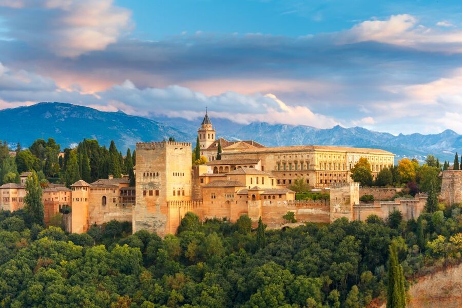 Granada: Alhambra and Nasrid Palaces Small Guided Tour - The Alcazaba and its wide Granada views