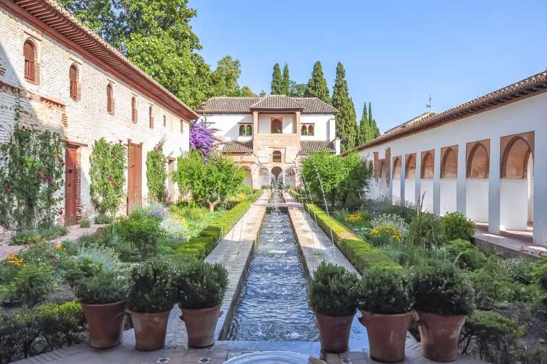 Granada: Alhambra Gardens and Generalife Ticket - What this $20 Alhambra ticket actually covers