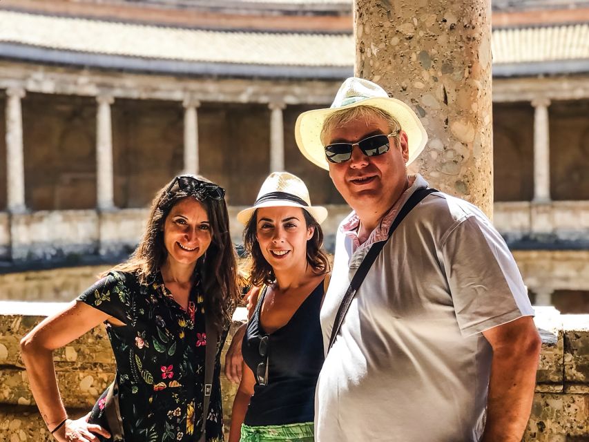 Granada: Alhambra & Nasrid Palaces Tour with Tickets - Three hours, group size, and the pace
