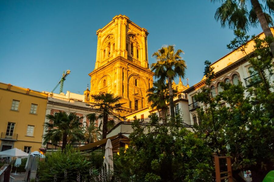 Granada City Train 1 or 2-Day Hop-On Hop-Off Ticket - Cathedral, Royal Chapel, and the central monuments