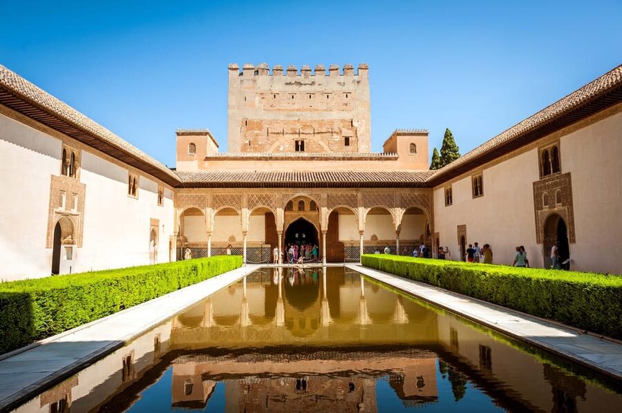 Granada: E-Bike Tour and Fast-Track Alhambra Ticket - Riding through Albaicín’s medieval lanes